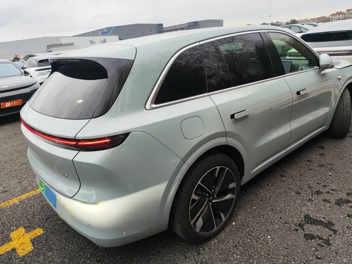 2025 Li L6 Range Extended 154HP L4 REEV,autocango,china used car exporter,china ev exporter,chinese used car exporter,chinese used ev exporter