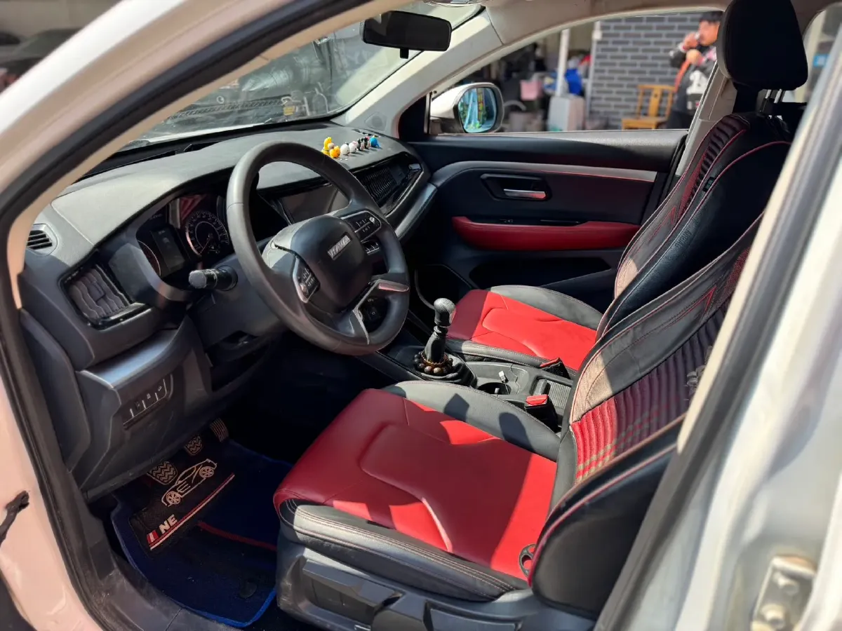 2018 Haval H2s 1.5T 150HP L4 6MT,autocango,china used car exporter,china ev exporter,chinese used car exporter,chinese used ev exporter