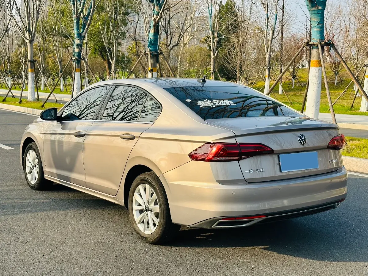 2021 Volkswagen Bora 1.5L 113HP L4 6AT,autocango,china used car exporter,china ev exporter,chinese used car exporter,chinese used ev exporter