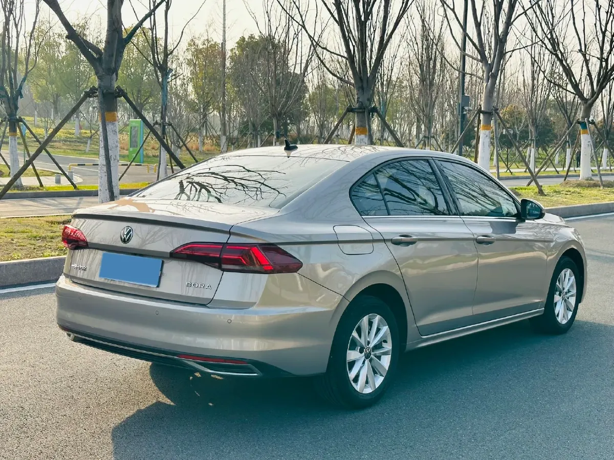 2021 Volkswagen Bora 1.5L 113HP L4 6AT,autocango,china used car exporter,china ev exporter,chinese used car exporter,chinese used ev exporter
