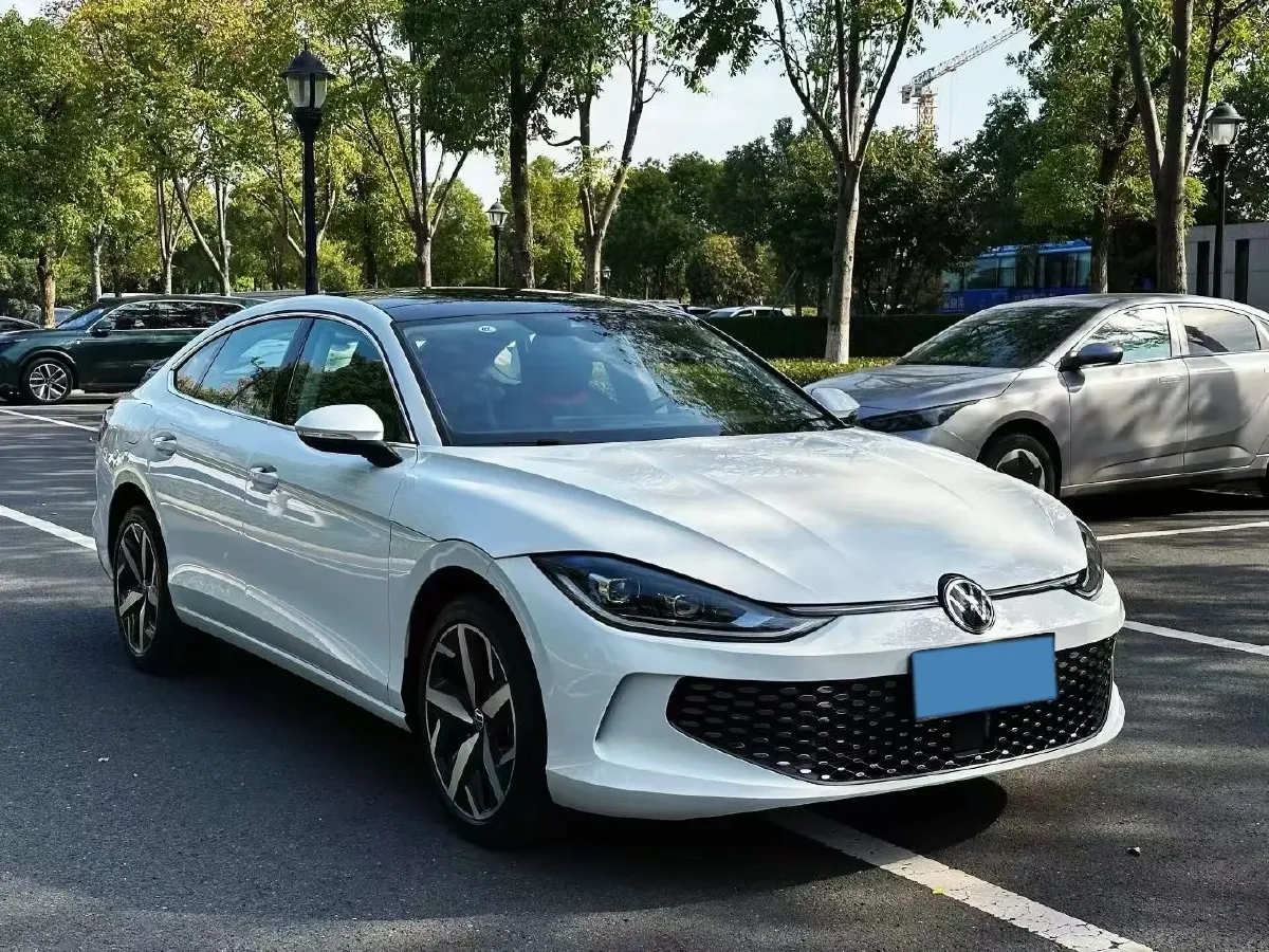 2023 Volkswagen Lamando 1.4T 150HP L4 7DCT,autocango,china used car exporter,china ev exporter,chinese used car exporter,chinese used ev exporter