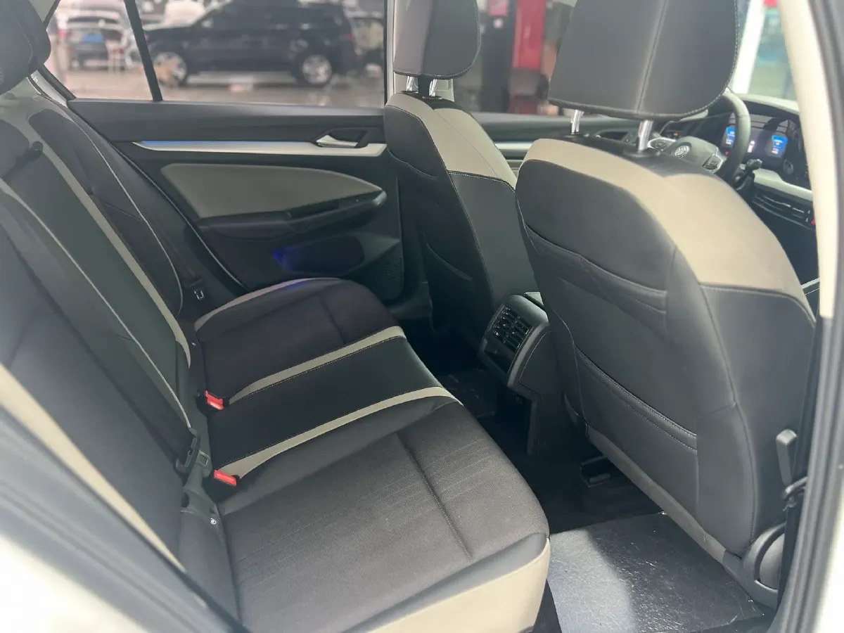 2021 Volkswagen Golf 1.4T 150HP L4 7DCT,autocango,china used car exporter,china ev exporter,chinese used car exporter,chinese used ev exporter