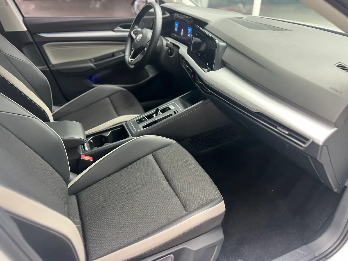 2021 Volkswagen Golf 1.4T 150HP L4 7DCT,autocango,china used car exporter,china ev exporter,chinese used car exporter,chinese used ev exporter