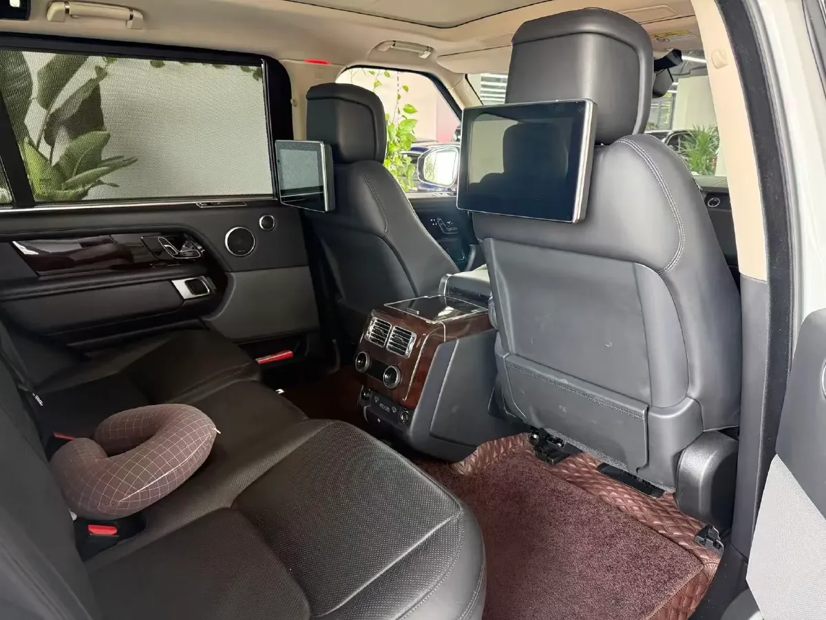 2020 Land Rover Range Rover 3.0T 400HP L6 8AT,autocango,china used car exporter,china ev exporter,chinese used car exporter,chinese used ev exporter