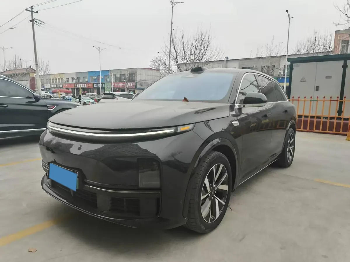 2023 Li L7 Range Extended 154HP REEV 40.9KWH,autocango,china used car exporter,china ev exporter,chinese used car exporter,chinese used ev exporter