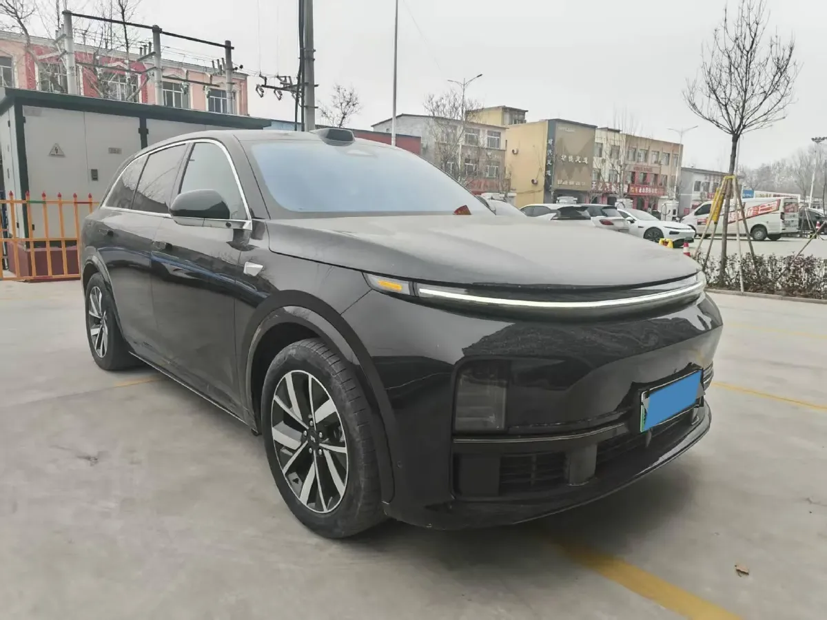 2023 Li L7 Range Extended 154HP REEV 40.9KWH,autocango,china used car exporter,china ev exporter,chinese used car exporter,chinese used ev exporter