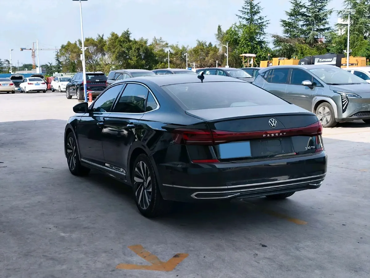 2023 Volkswagen Passat 2.0T 186HP L4 7DCT,autocango,china used car exporter,china ev exporter,chinese used car exporter,chinese used ev exporter