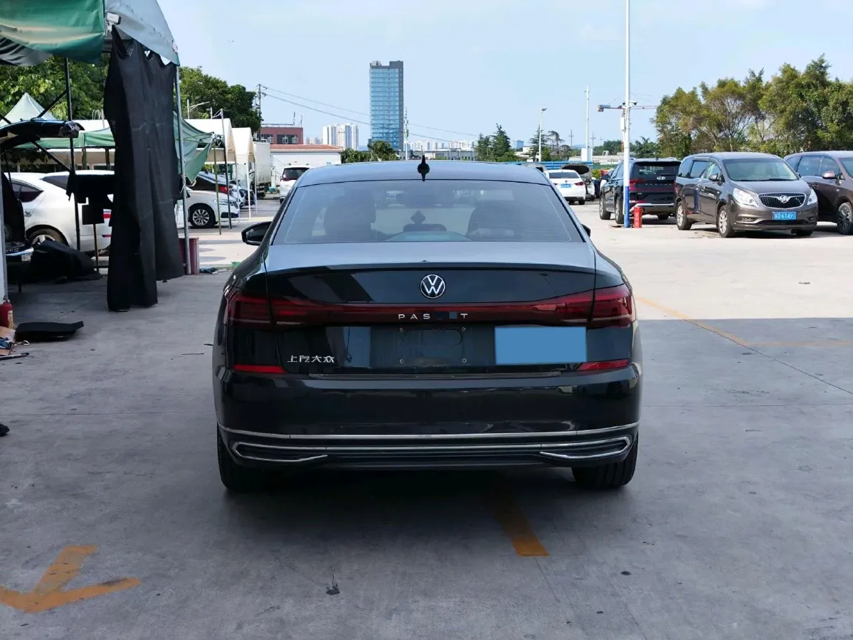 2023 Volkswagen Passat 2.0T 186HP L4 7DCT,autocango,china used car exporter,china ev exporter,chinese used car exporter,chinese used ev exporter