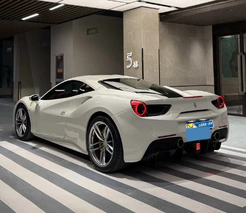 2015 Ferrari 488 3.9T 670HP V8 7DCT,autocango,china used car exporter,china ev exporter,chinese used car exporter,chinese used ev exporter