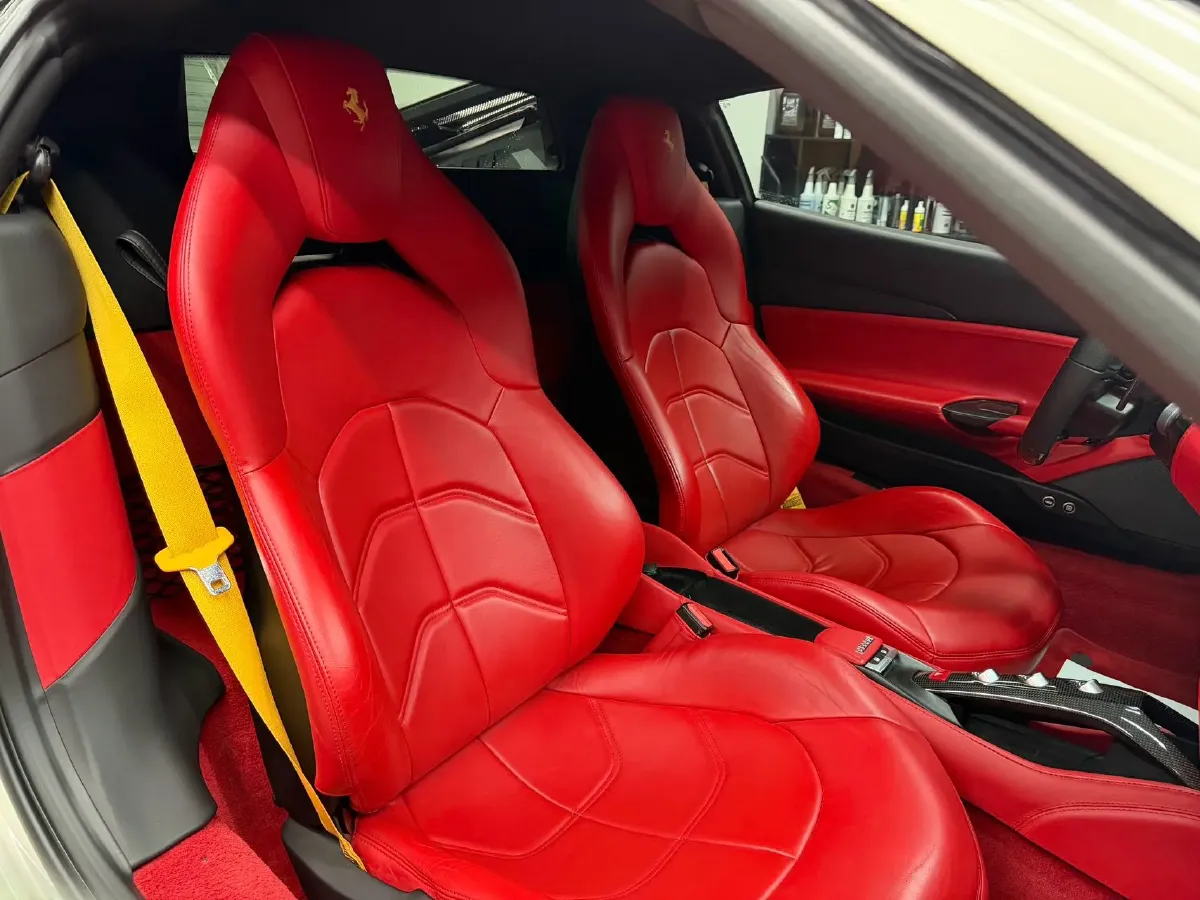 2015 Ferrari 488 3.9T 670HP V8 7DCT,autocango,china used car exporter,china ev exporter,chinese used car exporter,chinese used ev exporter