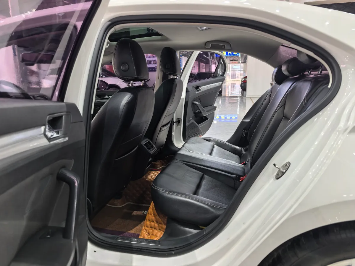 2018 Volkswagen Lamando 1.4T 131HP L4 7DCT,autocango,china used car exporter,china ev exporter,chinese used car exporter,chinese used ev exporter