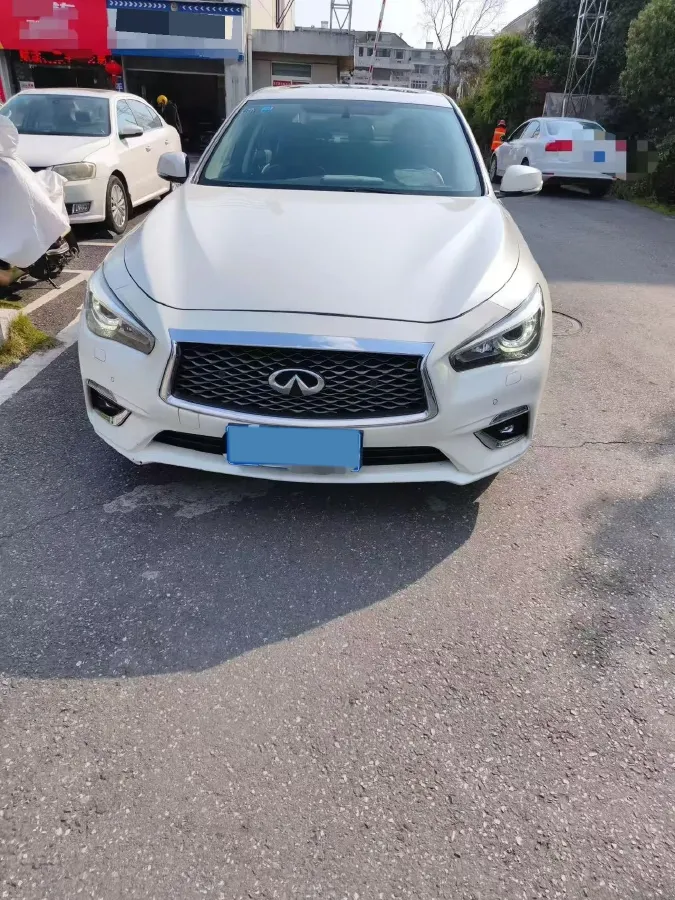 2018 Jeep Grand Commander 2.0T 265HP L4 9AT,autocango,china used car exporter,china ev exporter,chinese used car exporter,chinese used ev exporter