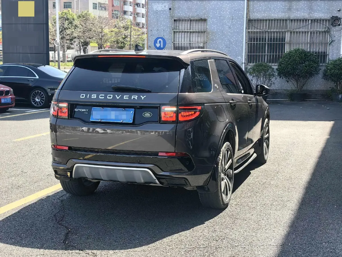 2022 Land Rover Discovery Sport 2.0T 249HP L4 9AT,autocango,china used car exporter,china ev exporter,chinese used car exporter,chinese used ev exporter