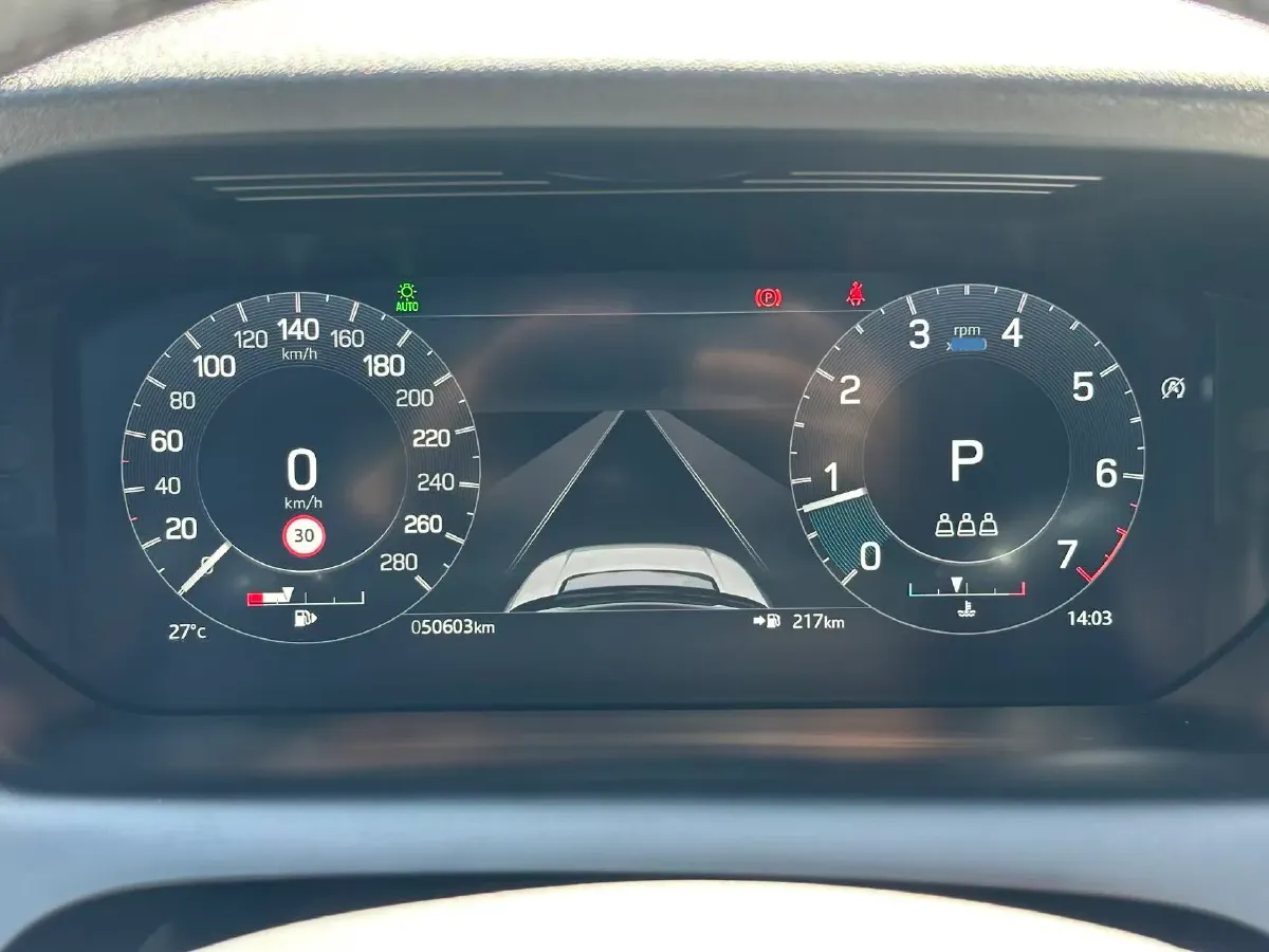 2022 Land Rover Discovery Sport 2.0T 249HP L4 9AT,autocango,china used car exporter,china ev exporter,chinese used car exporter,chinese used ev exporter