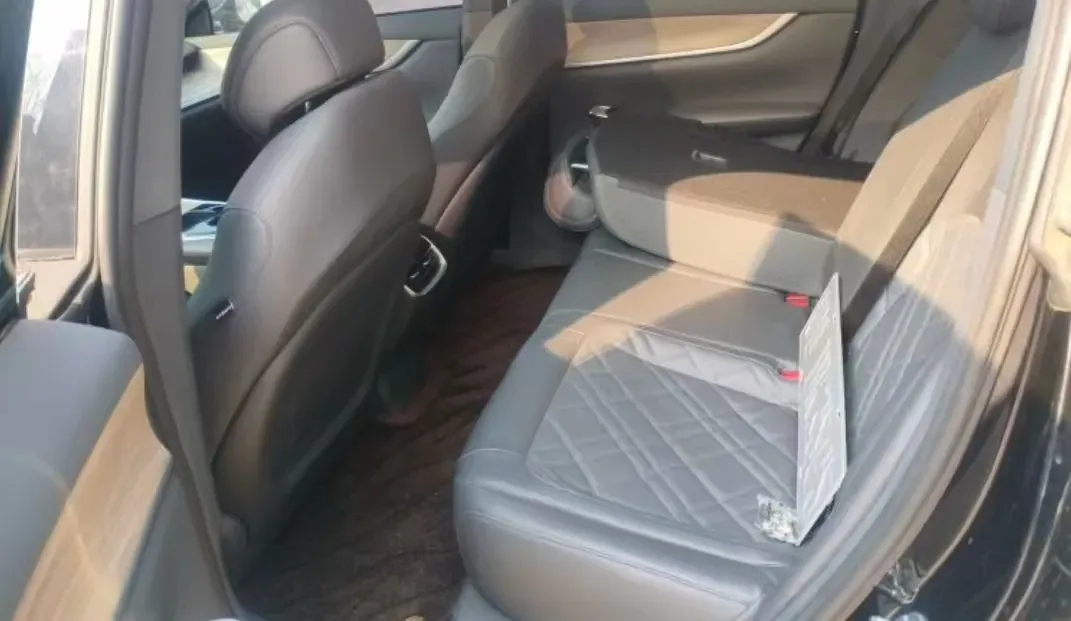 2024 ChangAn QiYuan A07 BEV 58.1KWH,autocango,china used car exporter,china ev exporter,chinese used car exporter,chinese used ev exporter