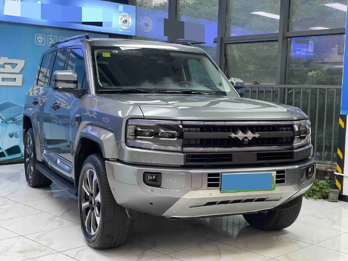 2025 FangChengBao Bao 5 1.5T 194HP L4 E-CVT PHEV 31.8KWH,autocango,china used car exporter,china ev exporter,chinese used car exporter,chinese used ev exporter