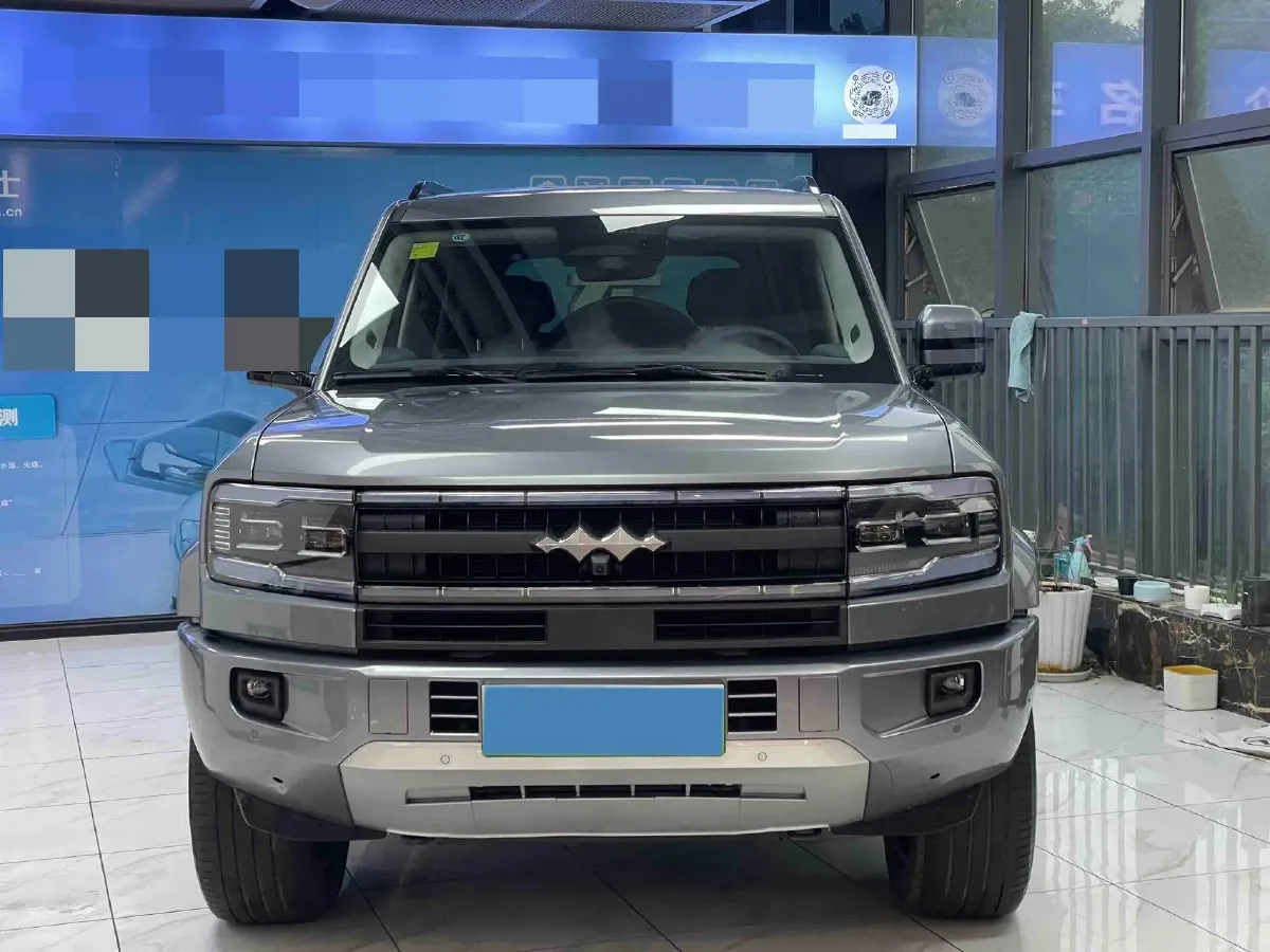 2025 FangChengBao Bao 5 1.5T 194HP L4 E-CVT PHEV 31.8KWH,autocango,china used car exporter,china ev exporter,chinese used car exporter,chinese used ev exporter