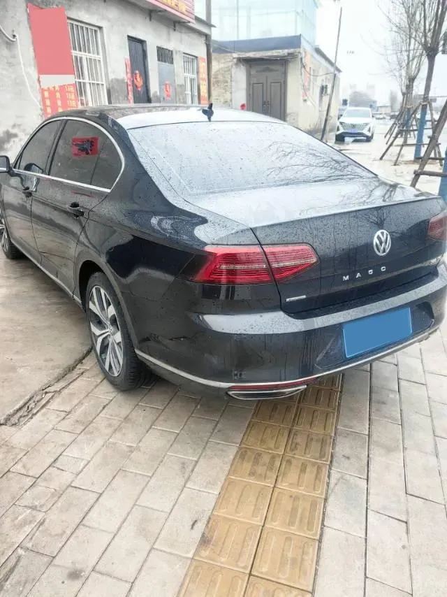 2019 Volkswagen Magotan 2.0T 186HP L4 7DCT,autocango,china used car exporter,china ev exporter,chinese used car exporter,chinese used ev exporter