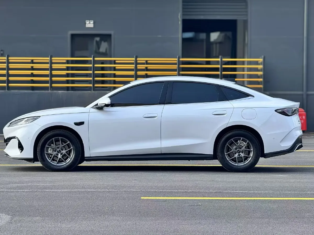 2025 BYD Seal06 1.5L 101HP L4 E-CVT PHEV 10.08KWH,autocango,china used car exporter,china ev exporter,chinese used car exporter,chinese used ev exporter