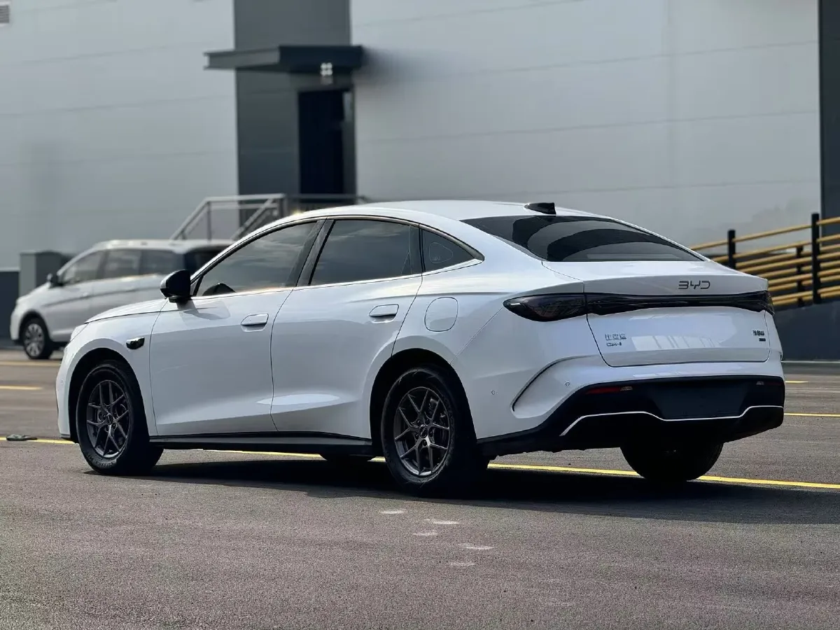 2025 BYD Seal06 1.5L 101HP L4 E-CVT PHEV 10.08KWH,autocango,china used car exporter,china ev exporter,chinese used car exporter,chinese used ev exporter