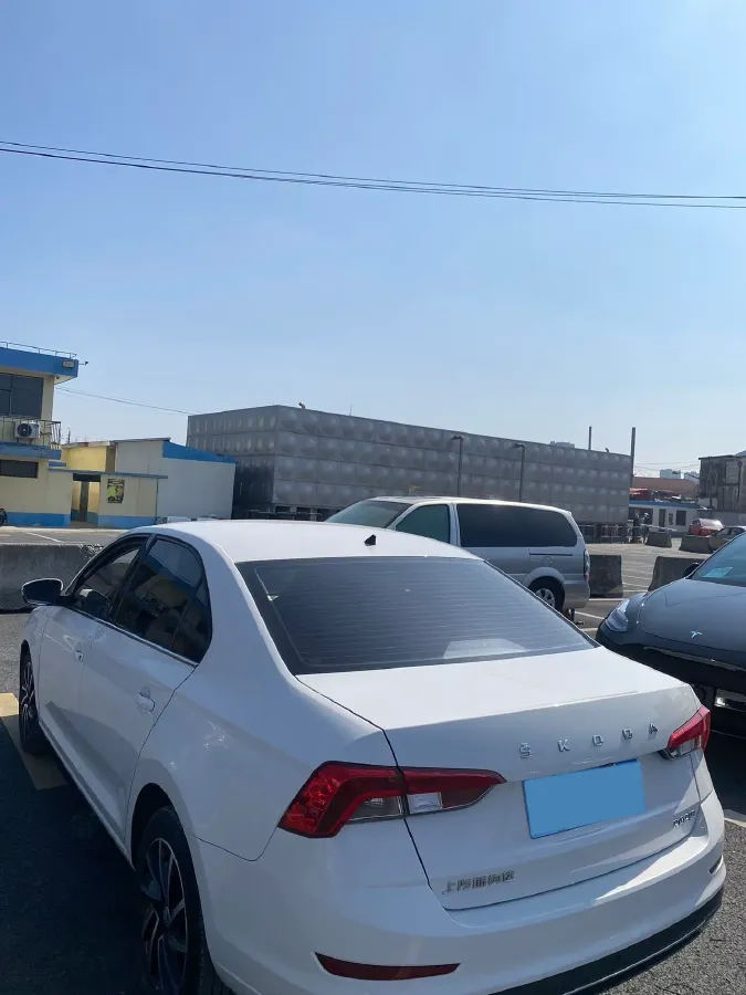 2022 Skoda Rapid 1.5L 112HP L4 6AT,autocango,china used car exporter,china ev exporter,chinese used car exporter,chinese used ev exporter