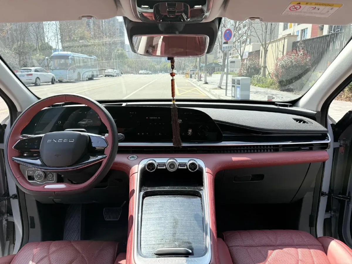 2023 Exceed RX 2.0T 261HP L4 7DCT,autocango,china used car exporter,china ev exporter,chinese used car exporter,chinese used ev exporter