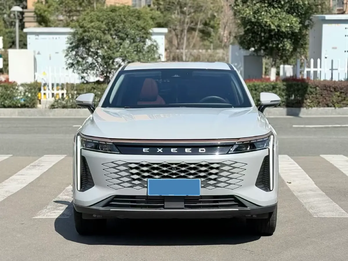 2023 Exceed RX 2.0T 261HP L4 7DCT,autocango,china used car exporter,china ev exporter,chinese used car exporter,chinese used ev exporter