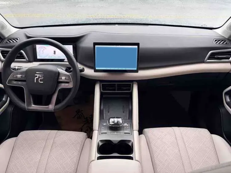 2024 BYD YuanUP BEV 32KWH,autocango,china used car exporter,china ev exporter,chinese used car exporter,chinese used ev exporter