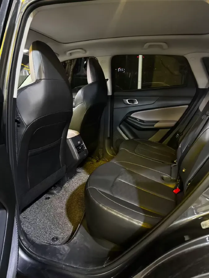 2022 ChangAn Oshan X7 Plus 1.5T 188HP L4 7DCT,autocango,china used car exporter,china ev exporter,chinese used car exporter,chinese used ev exporter