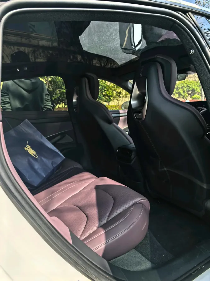 2024 MI SU7 BEV 94.3KWH,autocango,china used car exporter,china ev exporter,chinese used car exporter,chinese used ev exporter