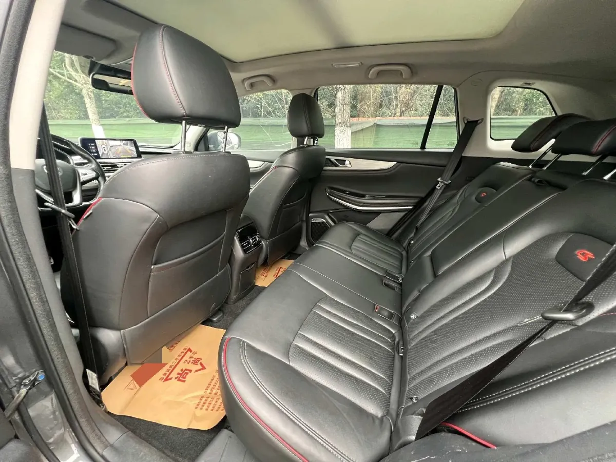 2021 ChangAn CS75 Plus 1.5T 178HP L4 6AT,autocango,china used car exporter,china ev exporter,chinese used car exporter,chinese used ev exporter