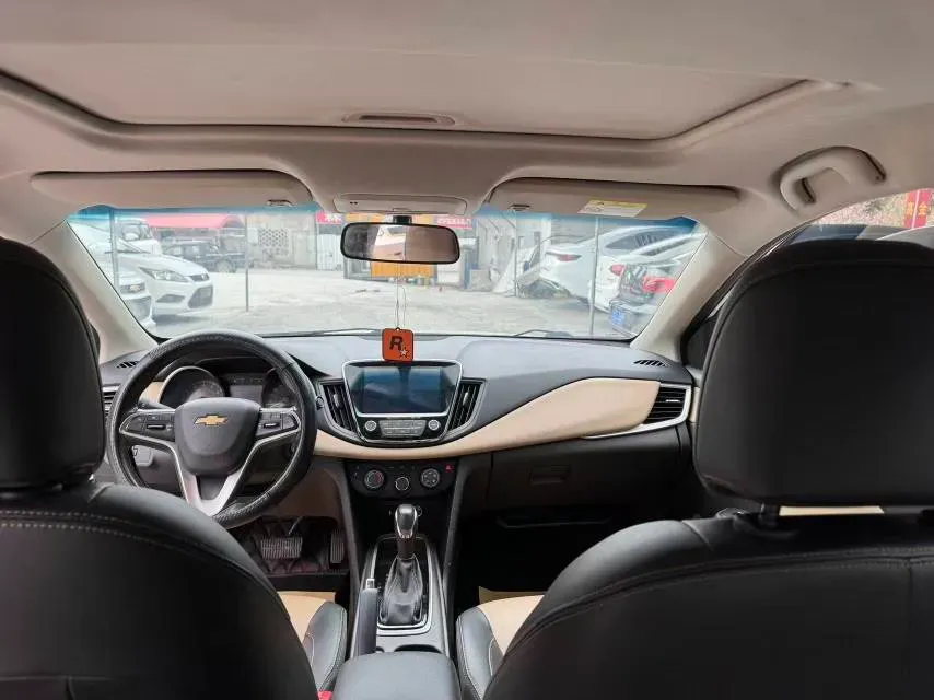 2022 Chevrolet Monza 1.5L 113HP L4 6AT,autocango,china used car exporter,china ev exporter,chinese used car exporter,chinese used ev exporter