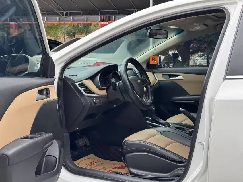 2022 Chevrolet Monza 1.5L 113HP L4 6AT,autocango,china used car exporter,china ev exporter,chinese used car exporter,chinese used ev exporter