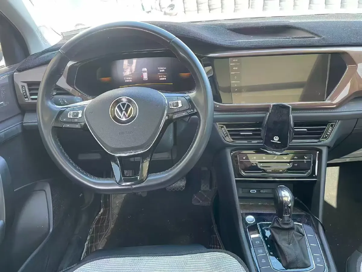 2021 Volkswagen Tharu 1.4T 150HP L4 7DCT,autocango,china used car exporter,china ev exporter,chinese used car exporter,chinese used ev exporter