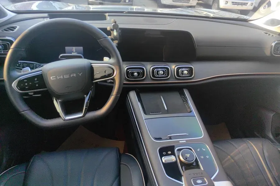 2023 Chery Tiggo 9 2.0T 261HP L4 8AT,autocango,china used car exporter,china ev exporter,chinese used car exporter,chinese used ev exporter