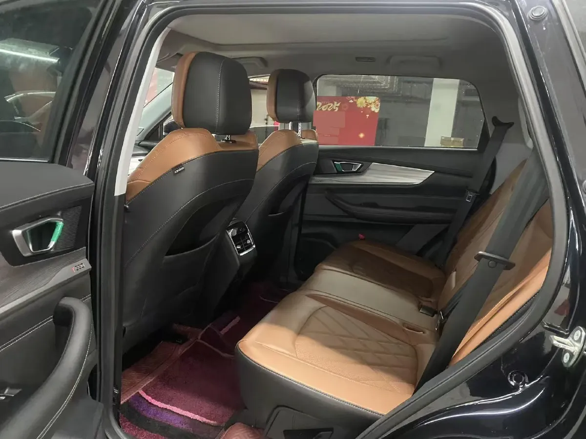 2021 Chery Tiggo 8 1.6T 197HP L4 7DCT,autocango,china used car exporter,china ev exporter,chinese used car exporter,chinese used ev exporter