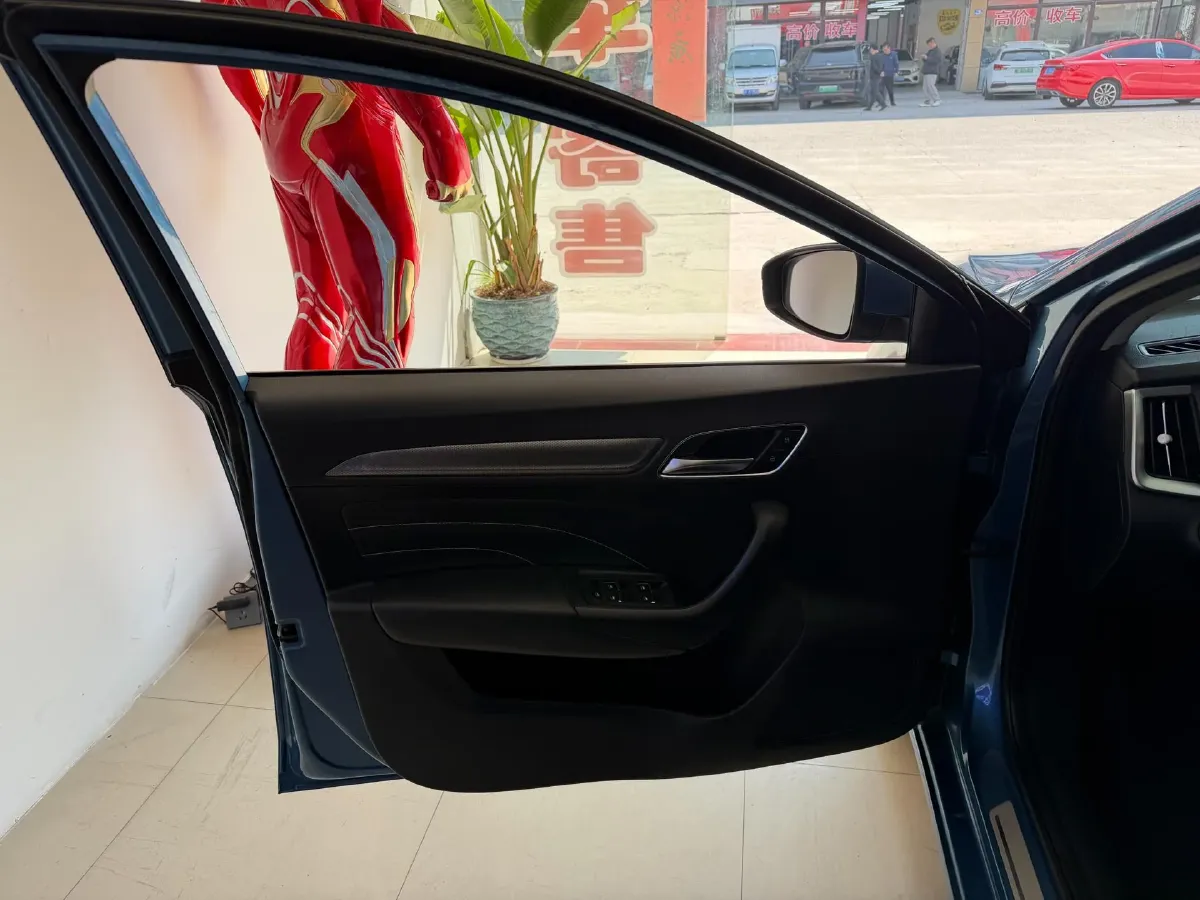 2019 Roewe i6 1.6L 125HP L4 CVT,autocango,china used car exporter,china ev exporter,chinese used car exporter,chinese used ev exporter
