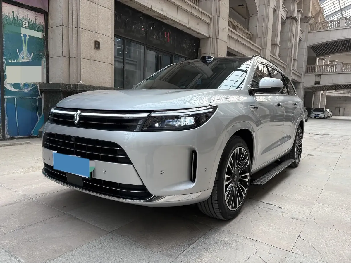 2024 AITO AITO M7 1.5T 152HP L4 REEV 40KWH,autocango,china used car exporter,china ev exporter,chinese used car exporter,chinese used ev exporter