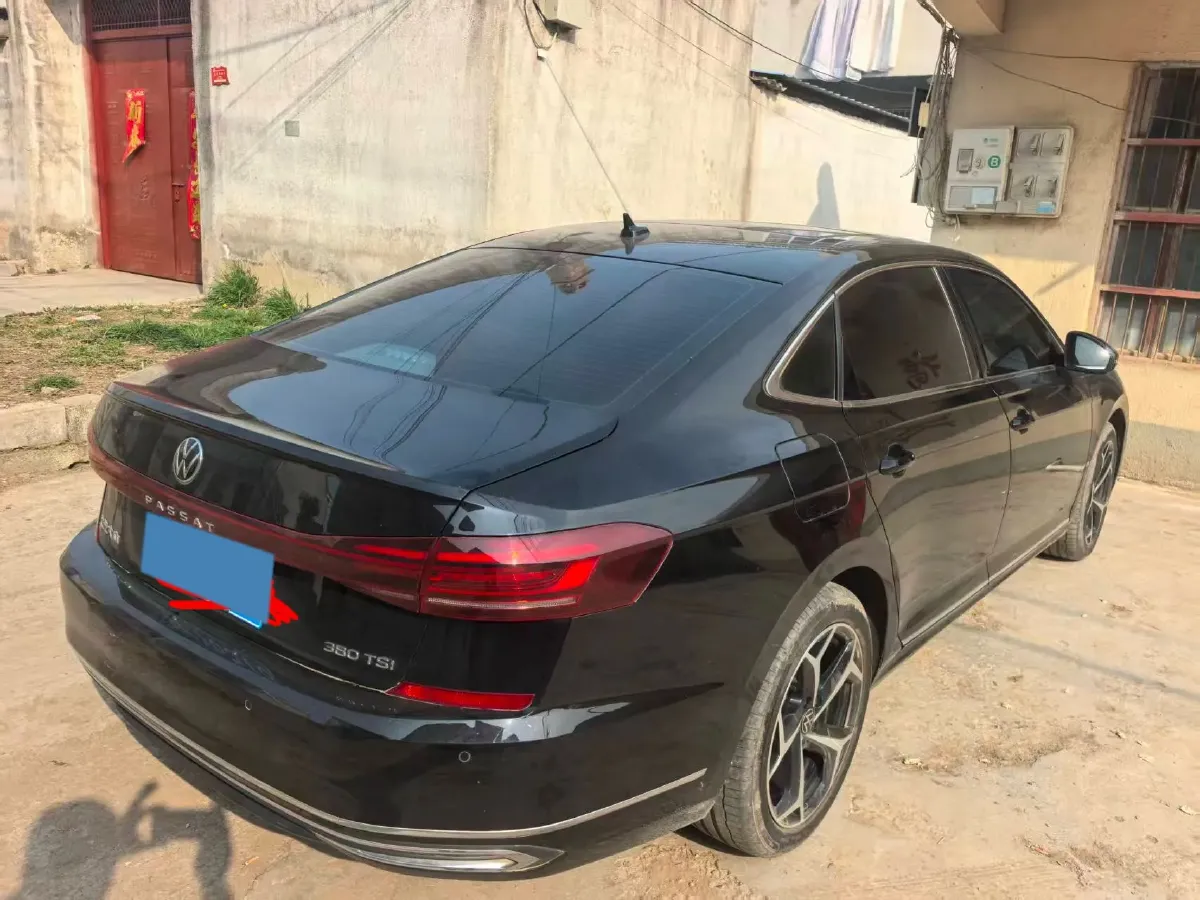 2025 Volkswagen Passat 2.0T 220HP L4 7DCT,autocango,china used car exporter,china ev exporter,chinese used car exporter,chinese used ev exporter