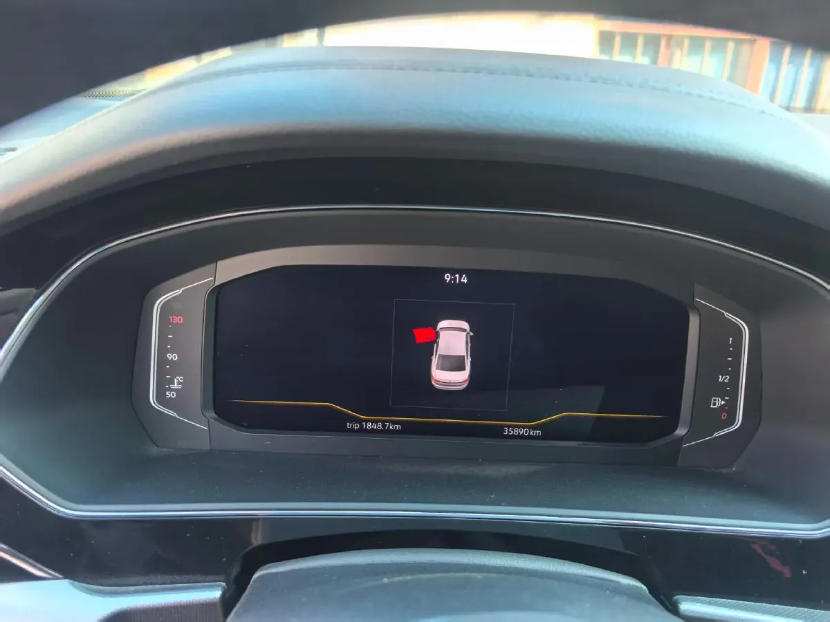 2025 Volkswagen Passat 2.0T 220HP L4 7DCT,autocango,china used car exporter,china ev exporter,chinese used car exporter,chinese used ev exporter