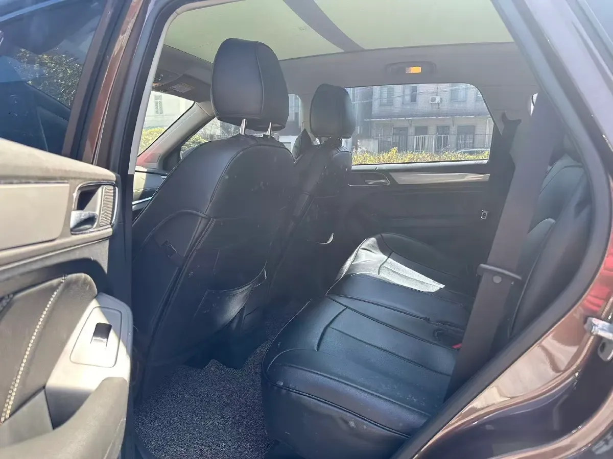 2018 Roewe RX5 1.5T 169HP L4 7DCT,autocango,china used car exporter,china ev exporter,chinese used car exporter,chinese used ev exporter