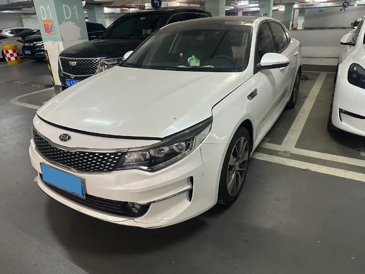 2017 Kia K5 2.0L 161HP L4 6AT,autocango,china used car exporter,china ev exporter,chinese used car exporter,chinese used ev exporter