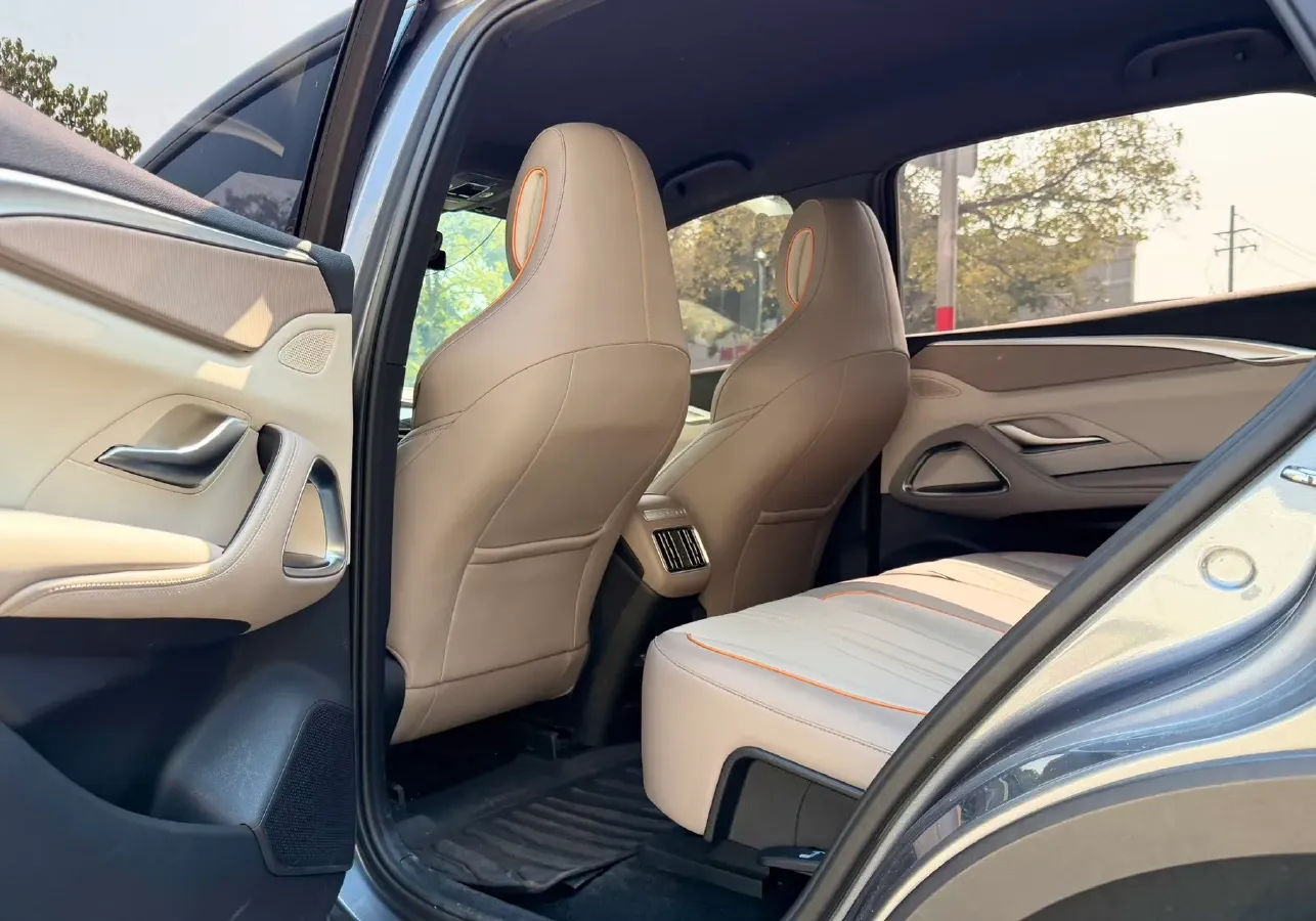 2024 BYD Song Pro 1.5L 110HP L4 E-CVT PHEV 12.9KWH,autocango,china used car exporter,china ev exporter,chinese used car exporter,chinese used ev exporter