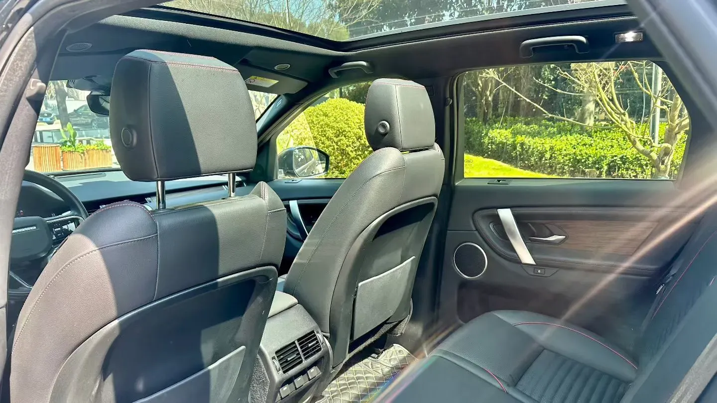 2021 Land Rover Discovery Sport 2.0T 249HP L4 9AT,autocango,china used car exporter,china ev exporter,chinese used car exporter,chinese used ev exporter