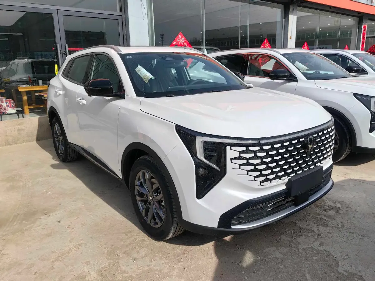2026 ChangAn CS55 Plus 1.5T 192HP L4 7DCT,autocango,china used car exporter,china ev exporter,chinese used car exporter,chinese used ev exporter