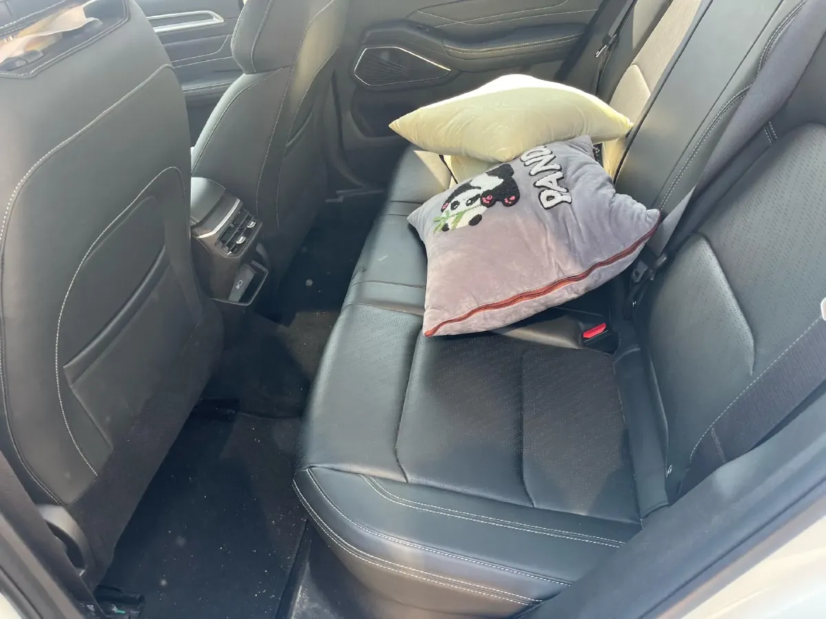 2022 Geely Emgrand 1.5L 114HP L4 CVT,autocango,china used car exporter,china ev exporter,chinese used car exporter,chinese used ev exporter