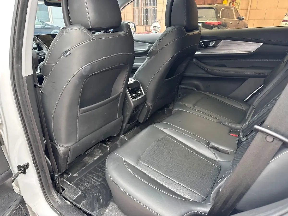 2021 Chery Tiggo 8 2.0T 254HP L4 7DCT,autocango,china used car exporter,china ev exporter,chinese used car exporter,chinese used ev exporter