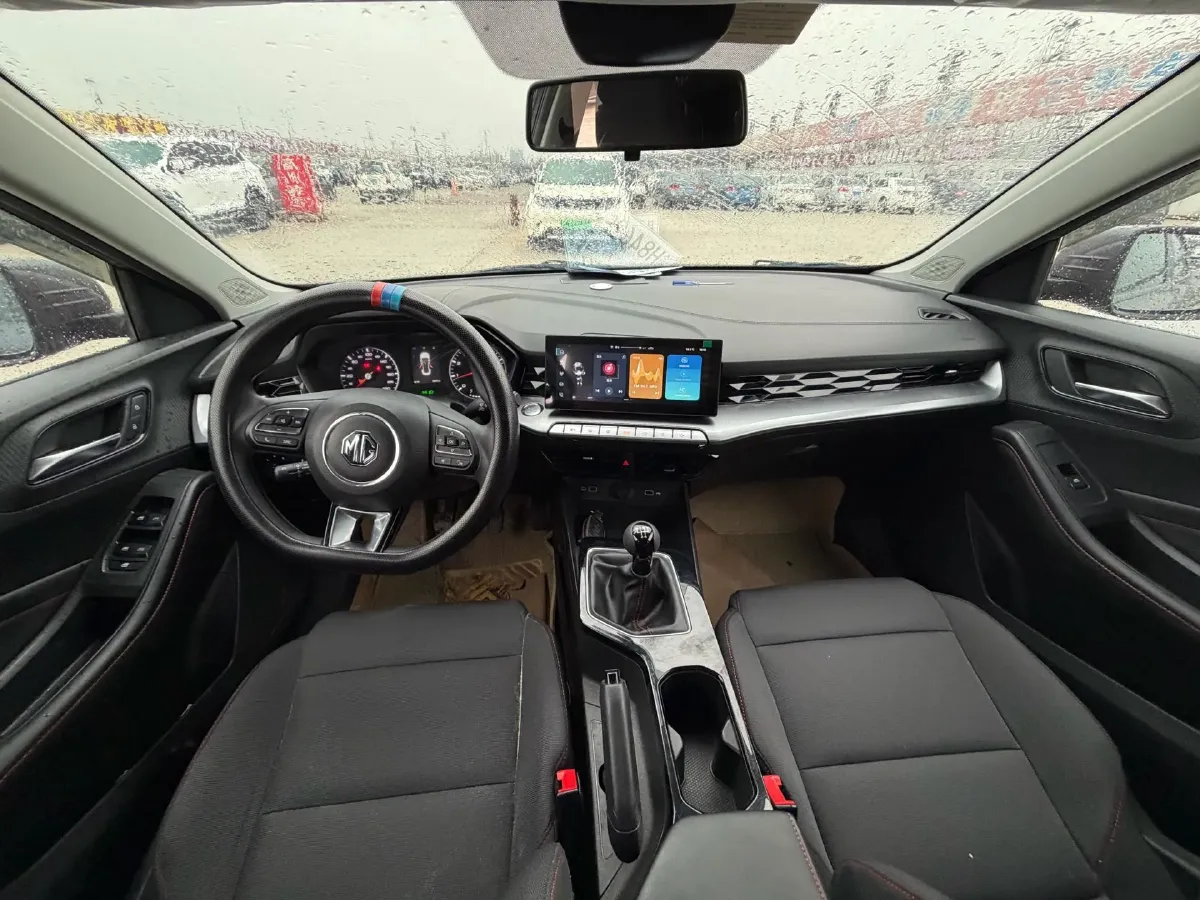 2023 MG 5 1.5L 129HP L4 5MT,autocango,china used car exporter,china ev exporter,chinese used car exporter,chinese used ev exporter