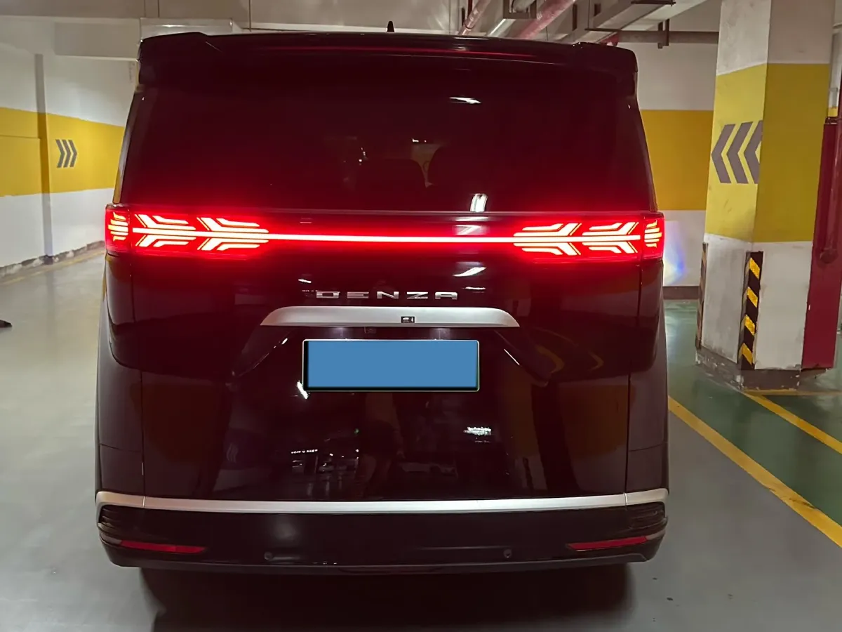 2022 HongQi HS7 3.0T 337HP V6 8AT,autocango,china used car exporter,china ev exporter,chinese used car exporter,chinese used ev exporter