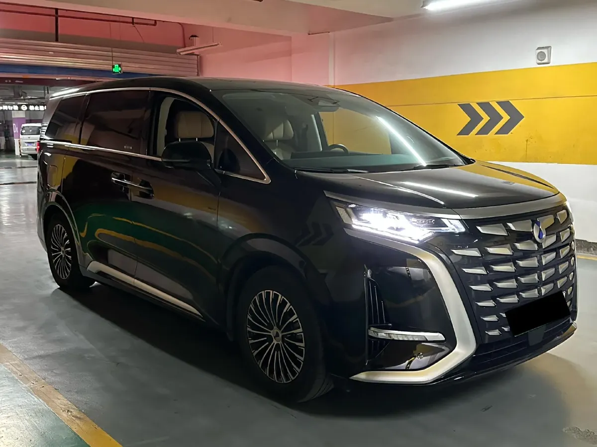 2022 HongQi HS7 3.0T 337HP V6 8AT,autocango,china used car exporter,china ev exporter,chinese used car exporter,chinese used ev exporter